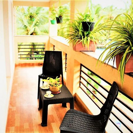 Premium 2 Bhk Green Suites Арпора Екстер'єр фото